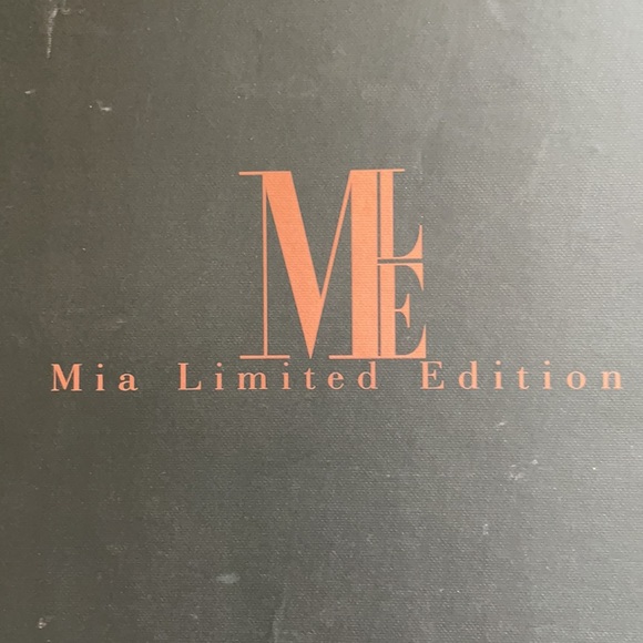 Platform snakeskin heeled sandals - Picture 6 of 6